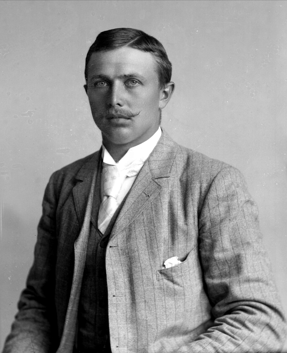 Gustav Borgen, NFB.02212