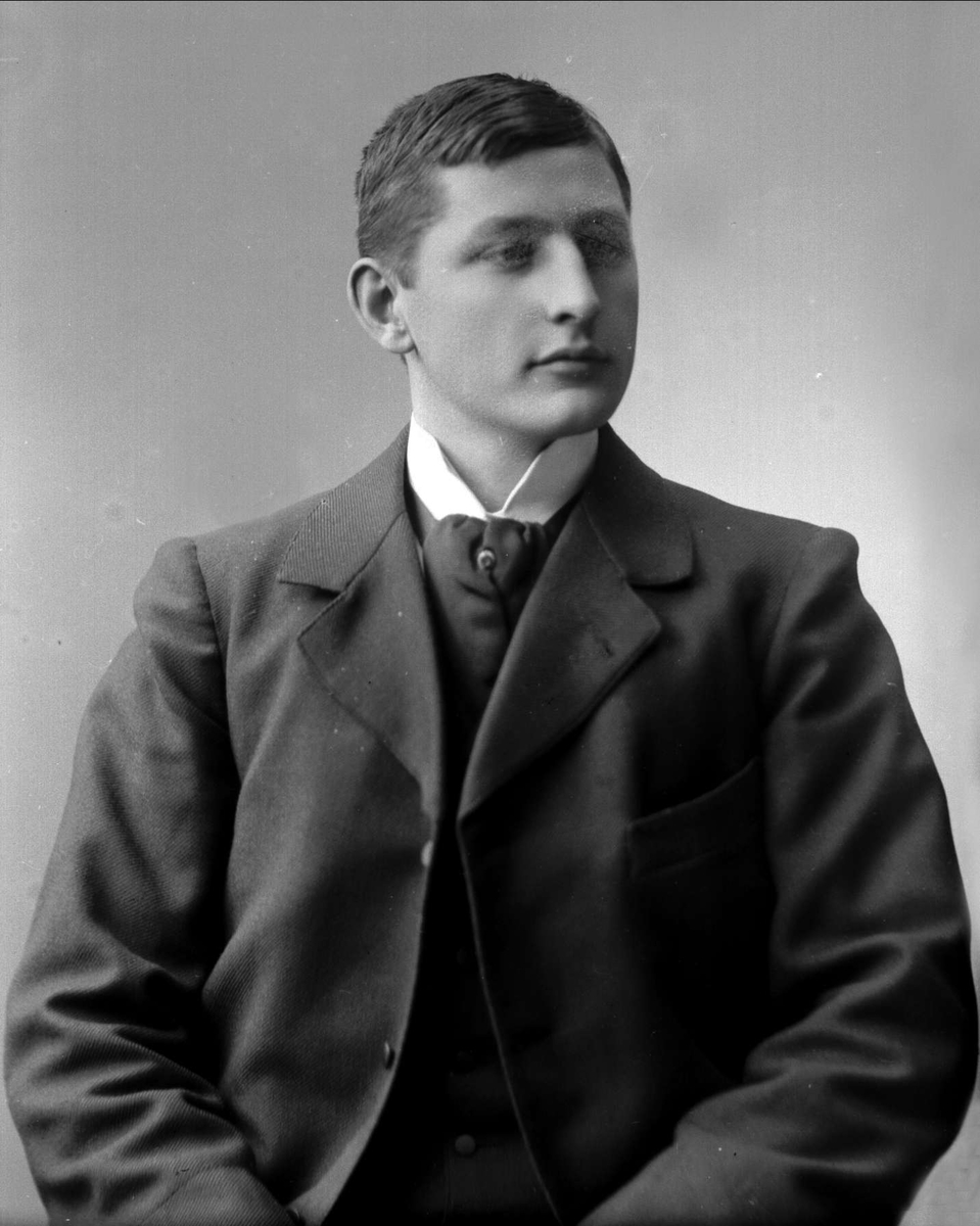 Gustav Borgen, NFB.02389