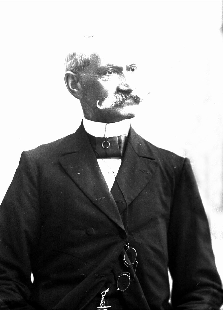 Gustav Borgen, NFB.02800