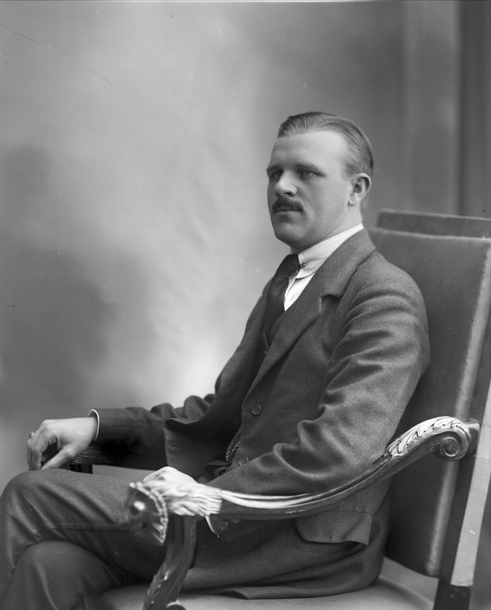 Gustav Borgen, NFB.03226