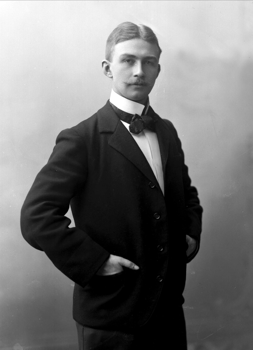 Gustav Borgen, NFB.04398