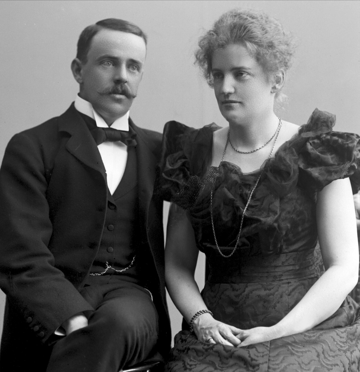 Gustav Borgen, Hedlund med ektefellen Hulda f. Hvistendahl