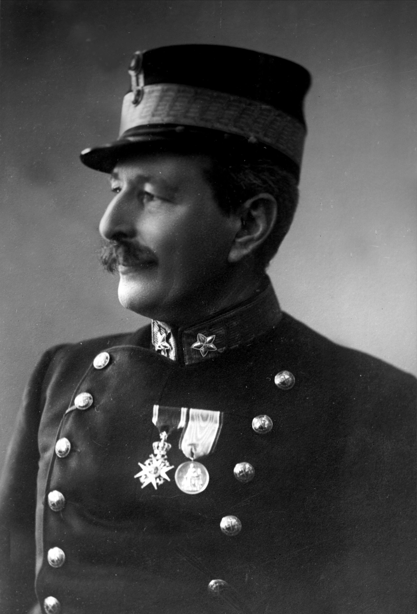 Gustav Borgen, Portrett, David Vogt i uniform som generalmajor.