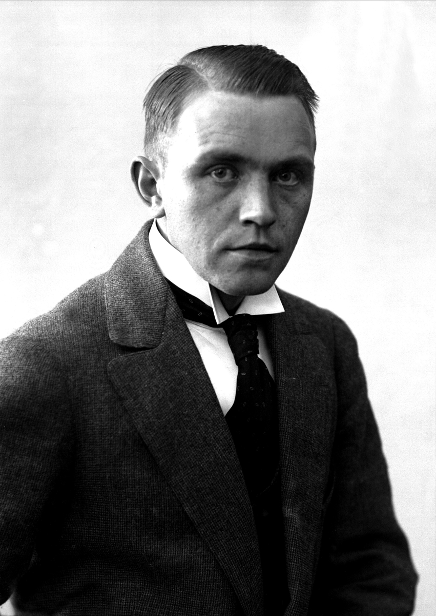 Gustav Borgen, NFB.05955