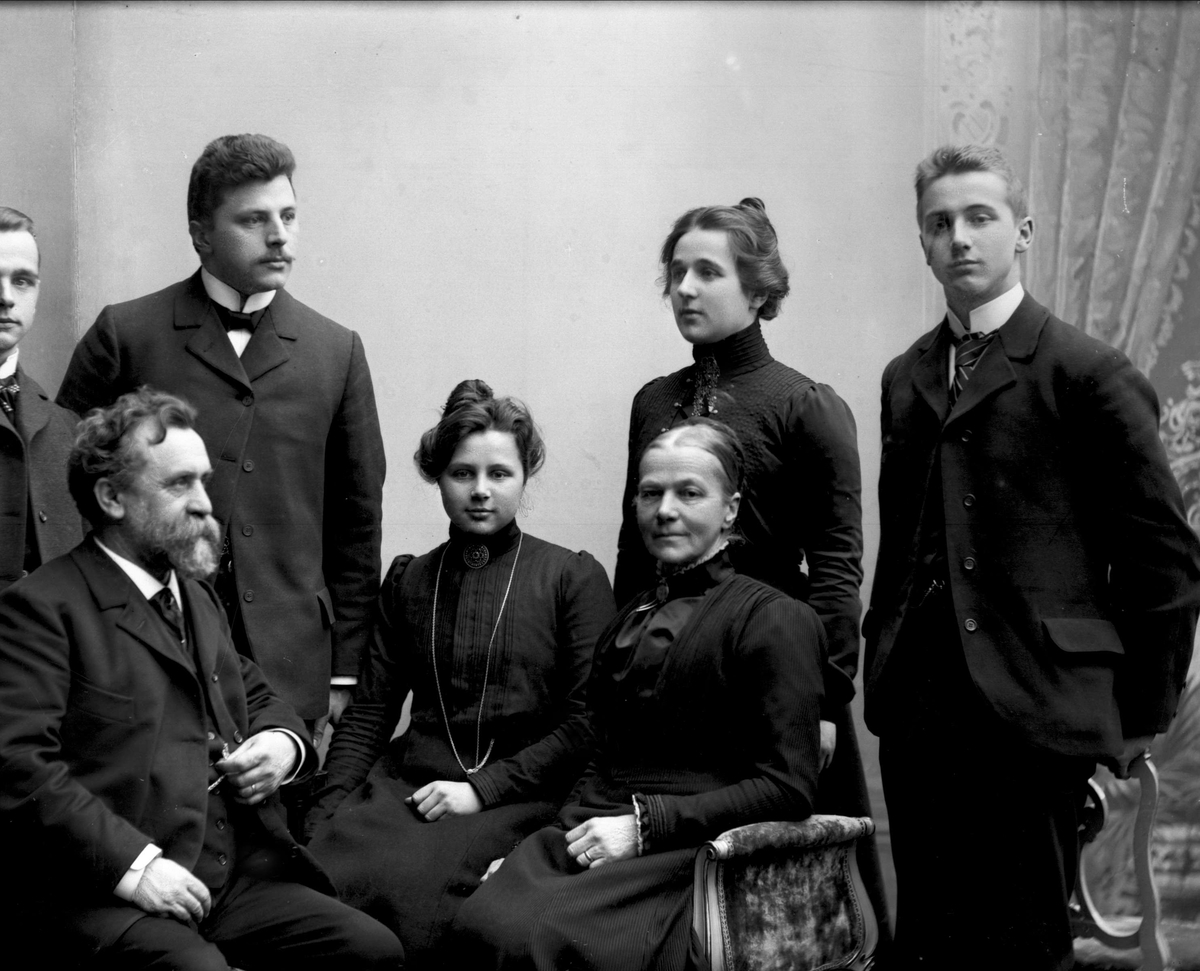 Gustav Borgen, Familieportrett.