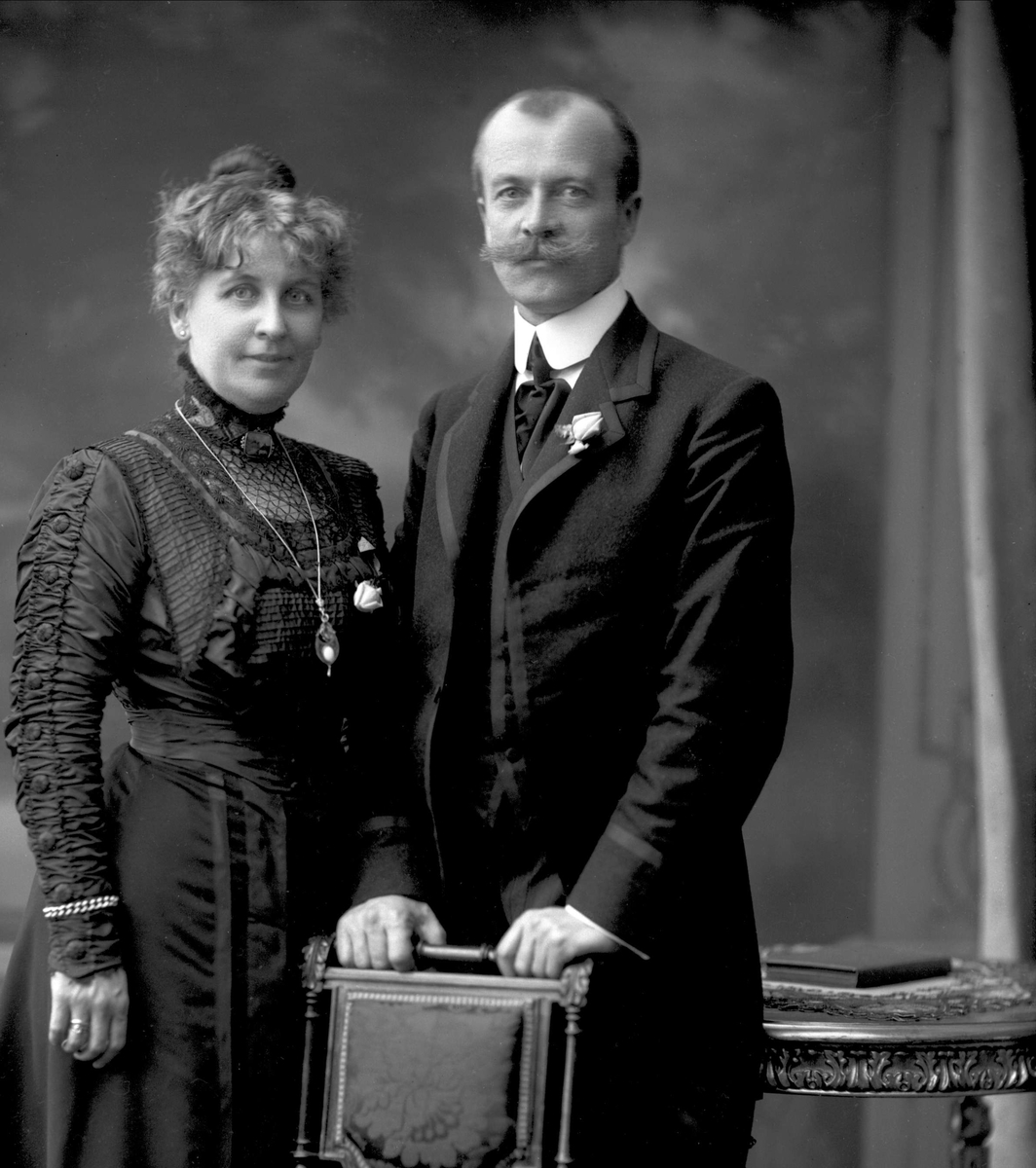 Gustav Borgen, Gruppeportrett, ekteparet Axel og Gunhild Marie Dammann.