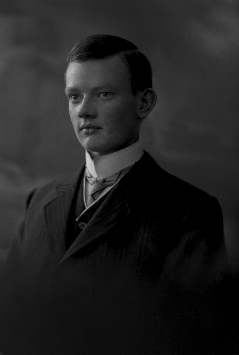 Gustav Borgen, NFB.22342