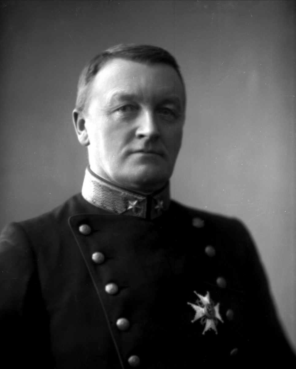 Gustav Borgen, Portrett av Jens Kristian Meinich Bratlie som generalkrigskommisær.