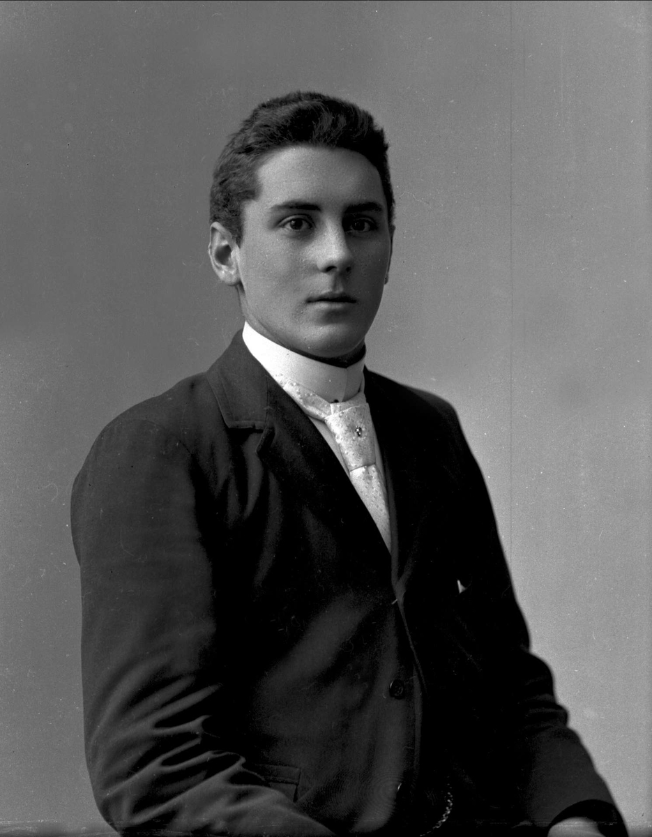 Gustav Borgen, NFB.26405