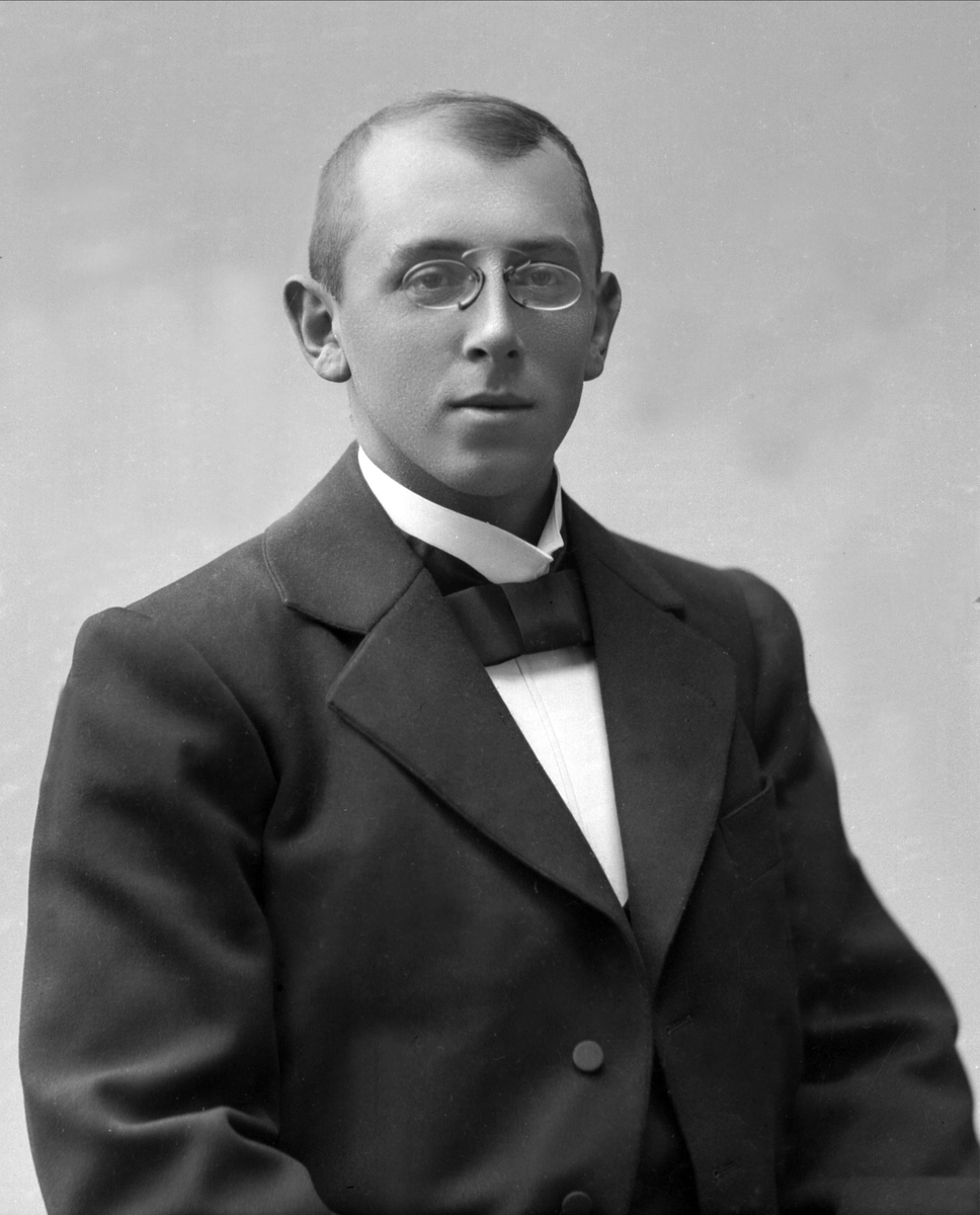 Gustav Borgen, NFB.27068