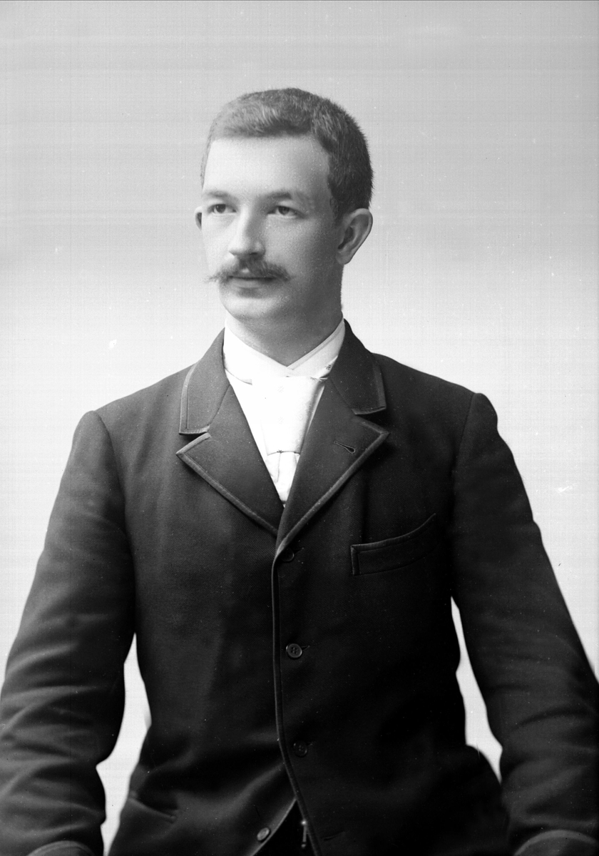 Gustav Borgen, NFB.27400