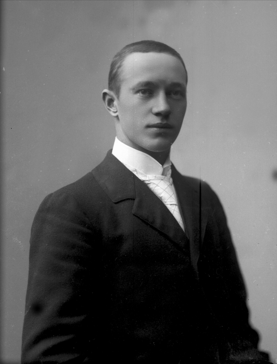 Gustav Borgen, NFB.27701