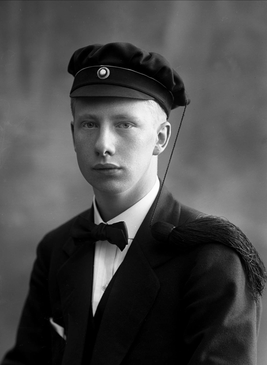 Gustav Borgen, Portrett, student Victor Aas.