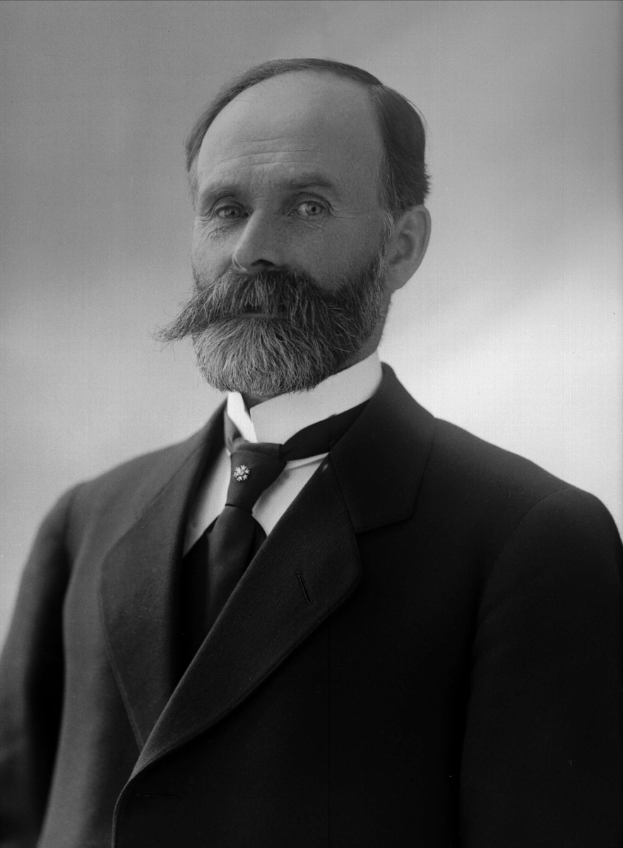 Gustav Borgen, NFB.37670