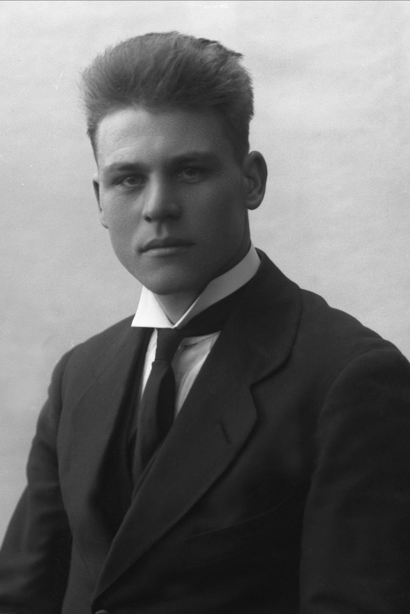Gustav Borgen, NFB.39047