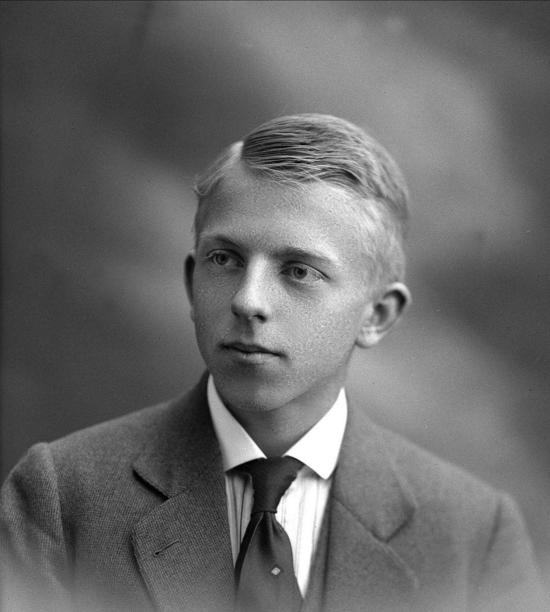 Gustav Borgen, NFB.39672