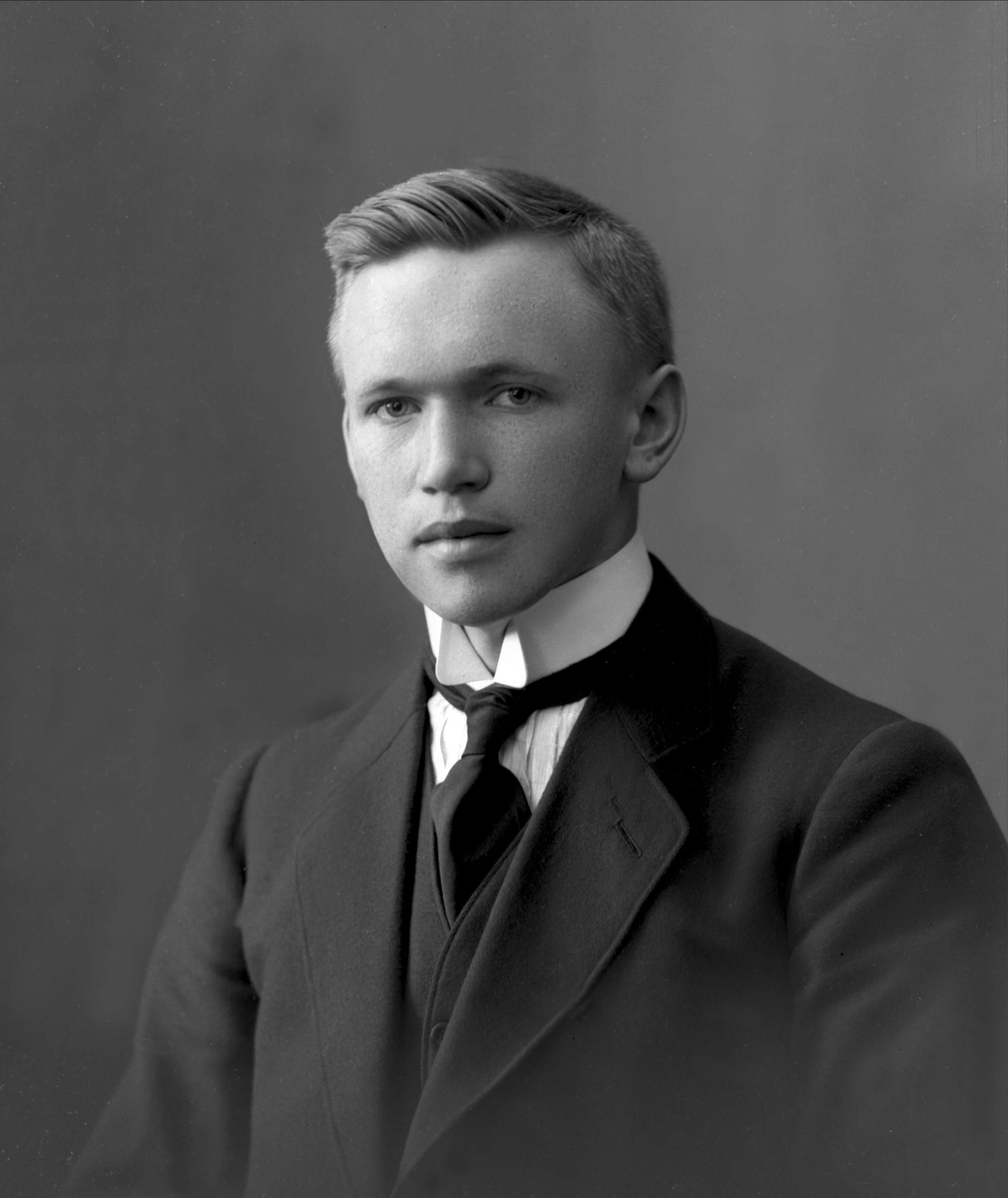 Gustav Borgen, NFB.39812