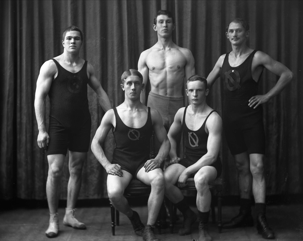 Gustav Borgen, Gruppeportrett, fem brytere. Idrætsforeningen Ørnulf.