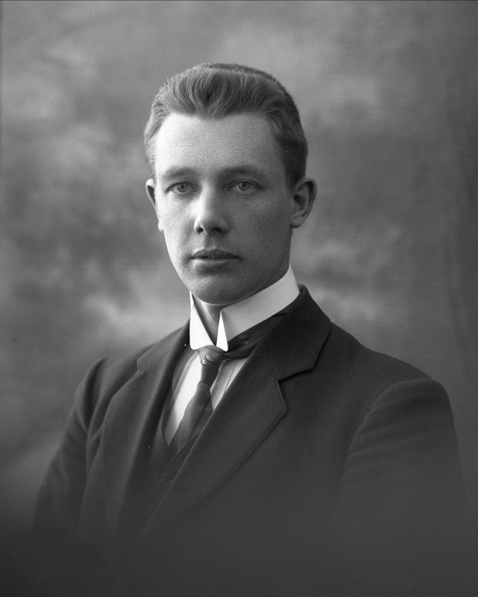 Gustav Borgen, NFB.43201