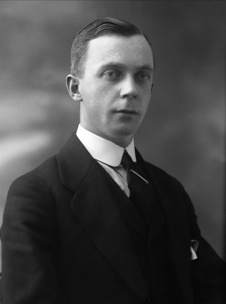 Gustav Borgen, NFB.43222
