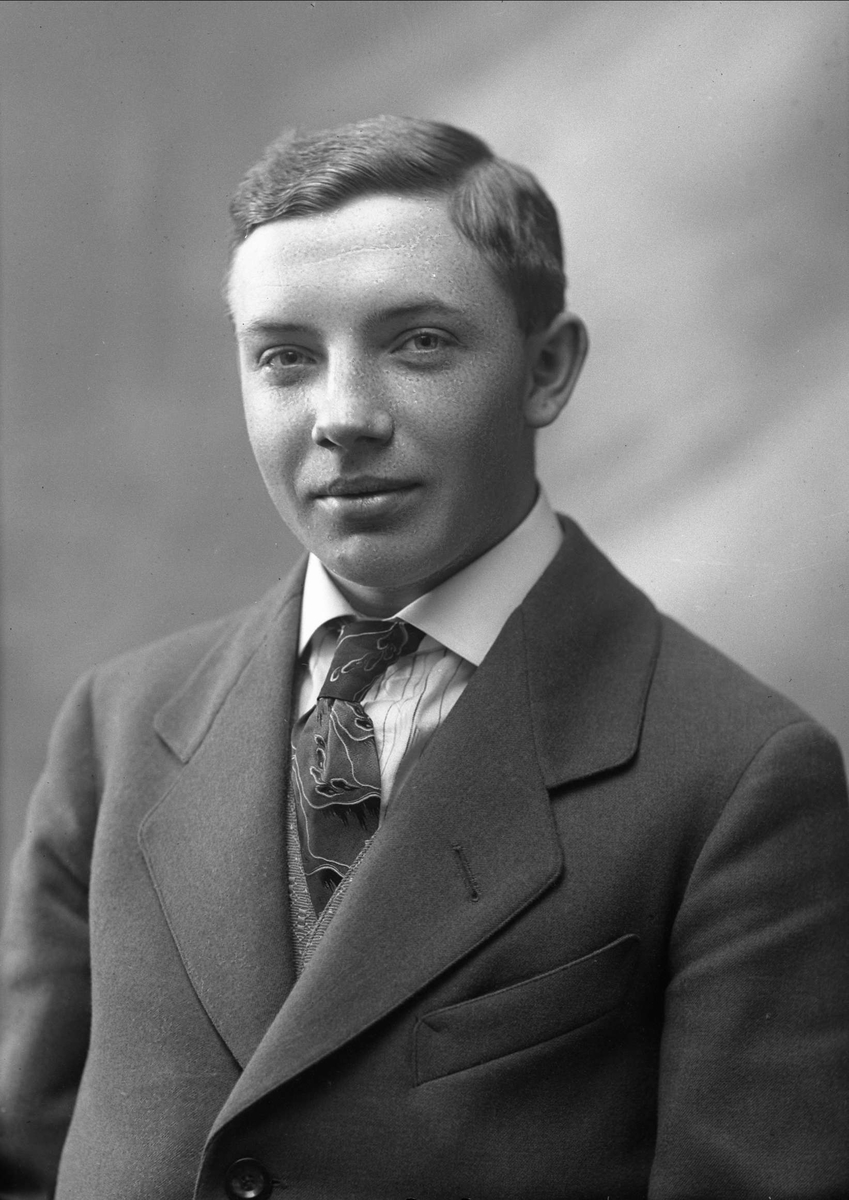Gustav Borgen, NFB.43247