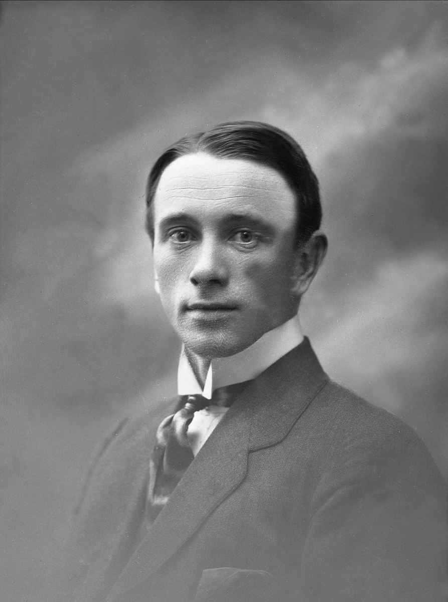 Gustav Borgen, NFB.43252