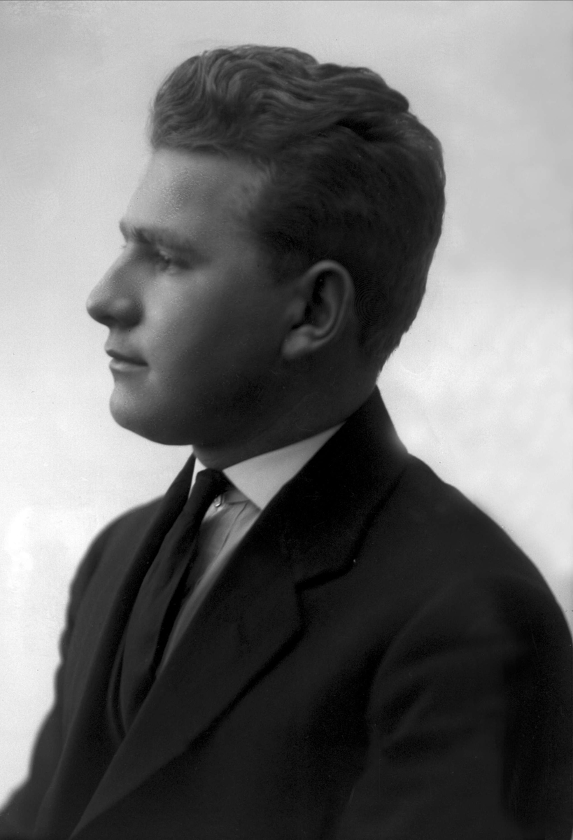 Gustav Borgen, NFB.44123