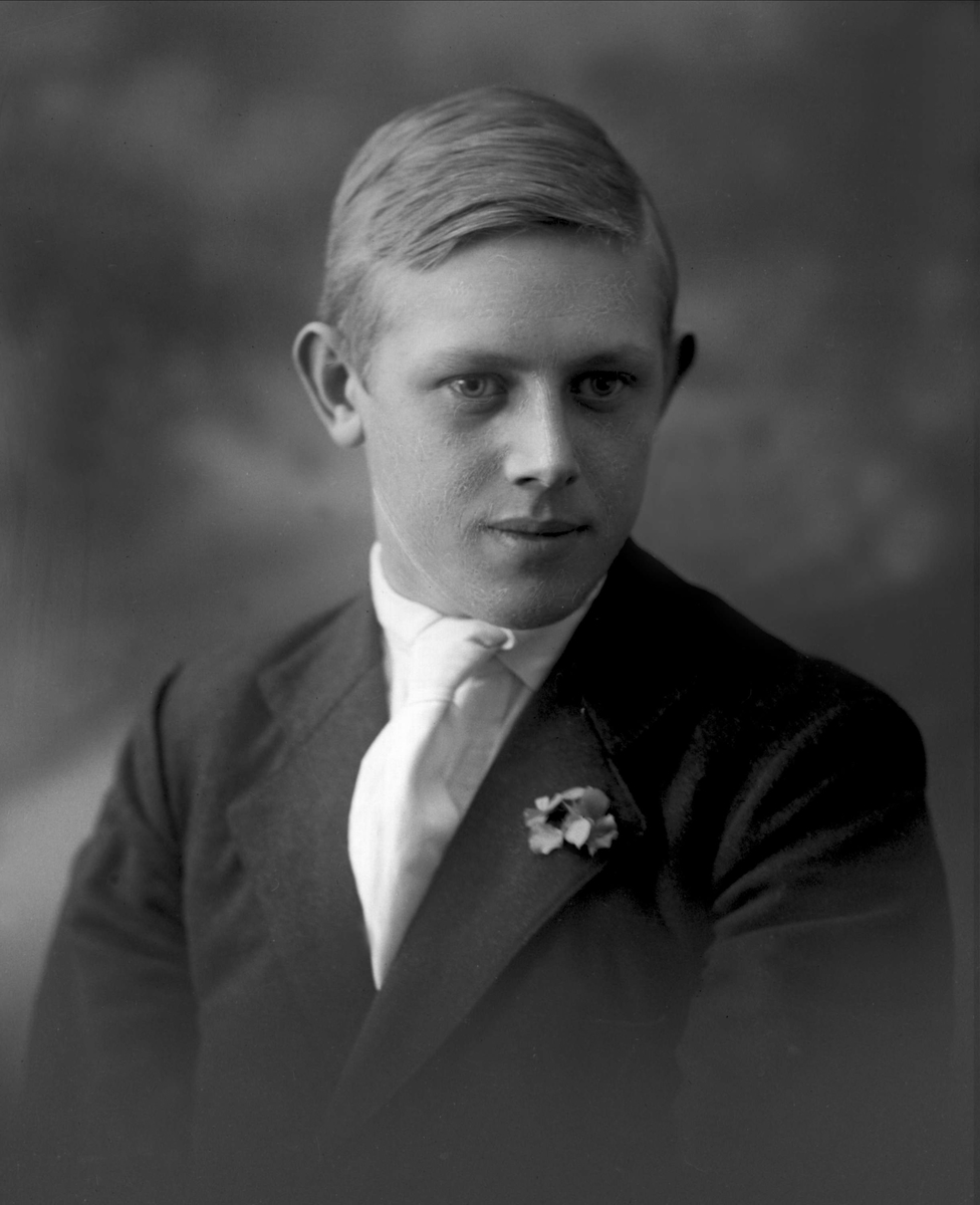 Gustav Borgen, NFB.44394
