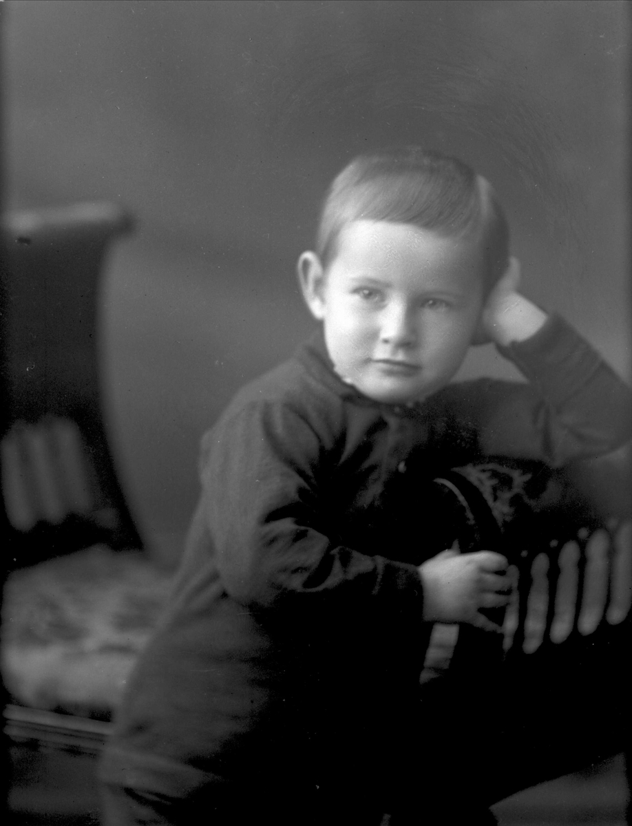 Gustav Borgen, NFB.44419