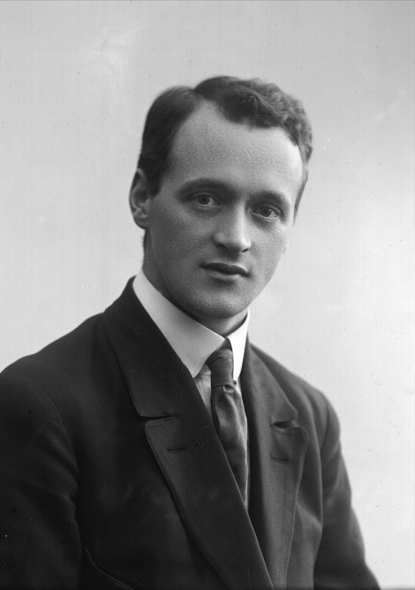 Gustav Borgen, NFB.44494