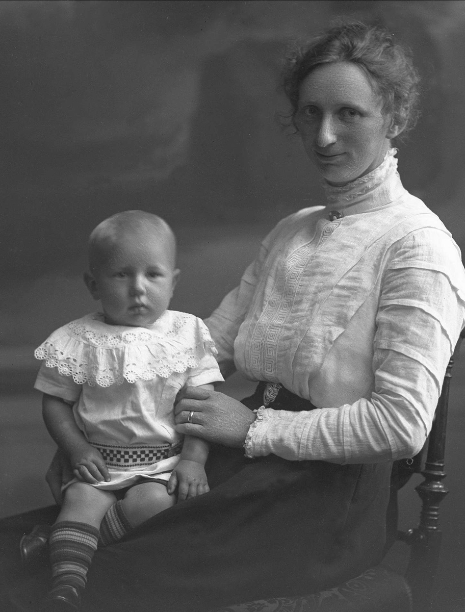 Gustav Borgen, NFB.44696