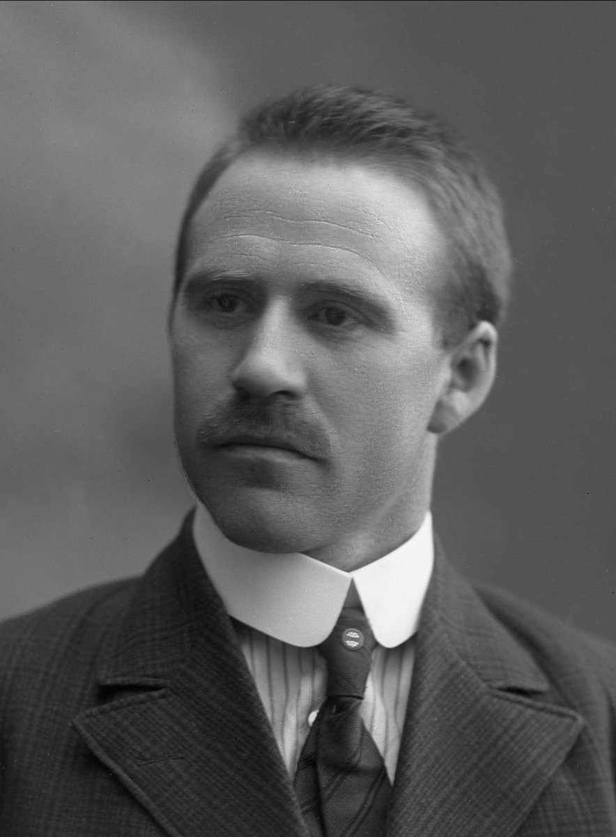 Gustav Borgen, NFB.44750