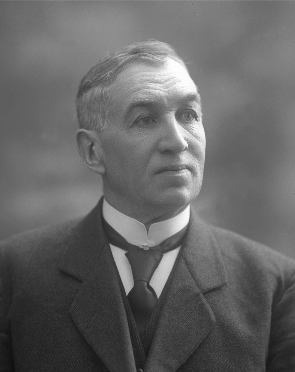 Gustav Borgen, NFB.44874