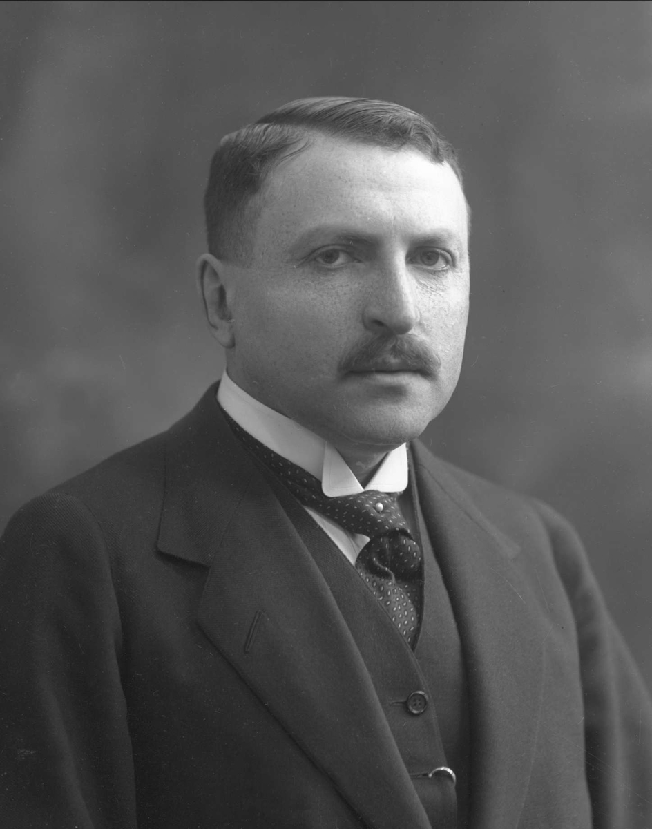 Gustav Borgen, NFB.44905