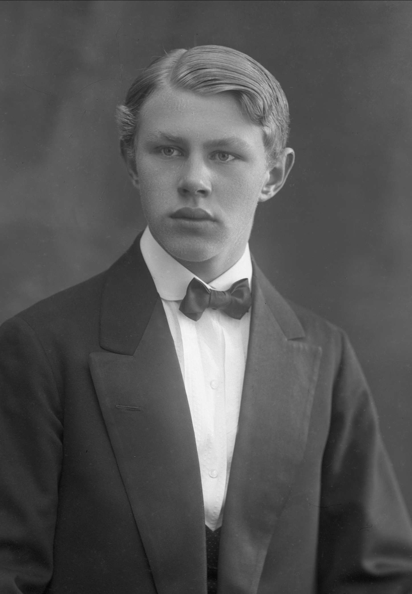 Gustav Borgen, NFB.44937
