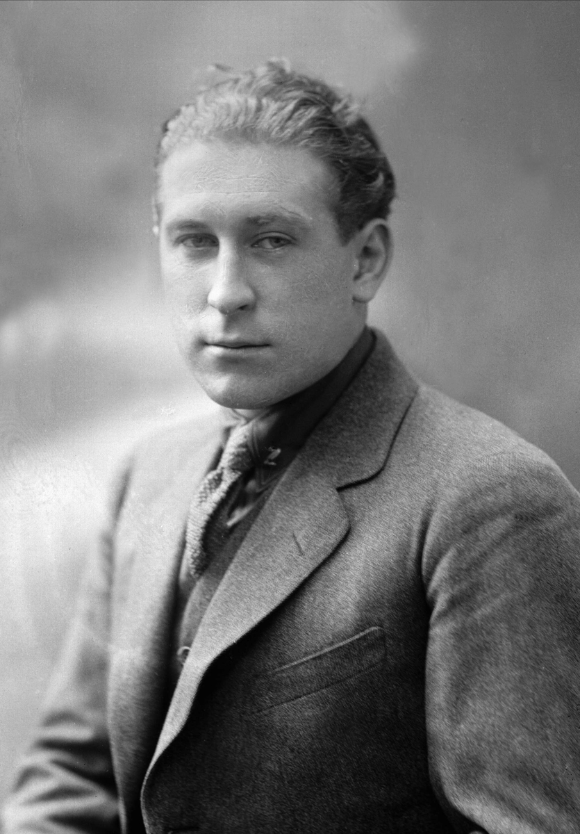 Gustav Borgen, NFB.49066