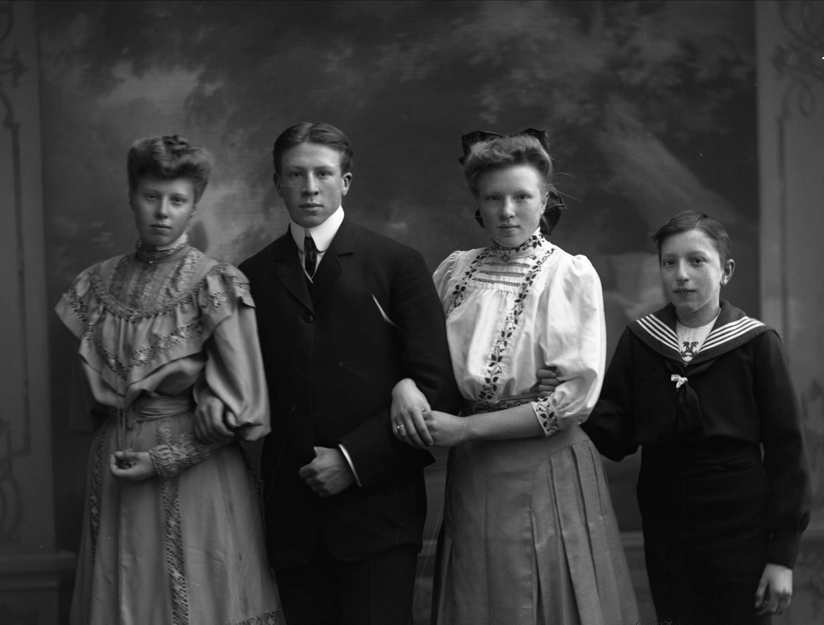 Gustav Borgen, NFB.49864
