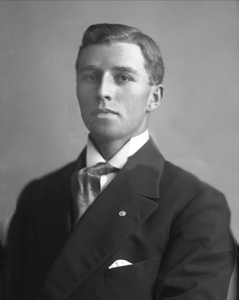 Gustav Borgen, NFB.52369