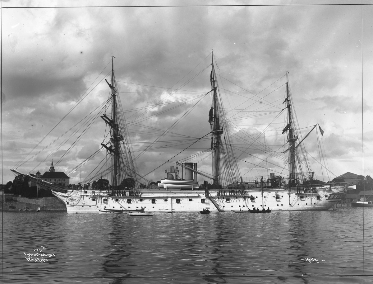 Anders Beer Wilse, Moltke (b. 1877, Danzig) , tysk kadettskip