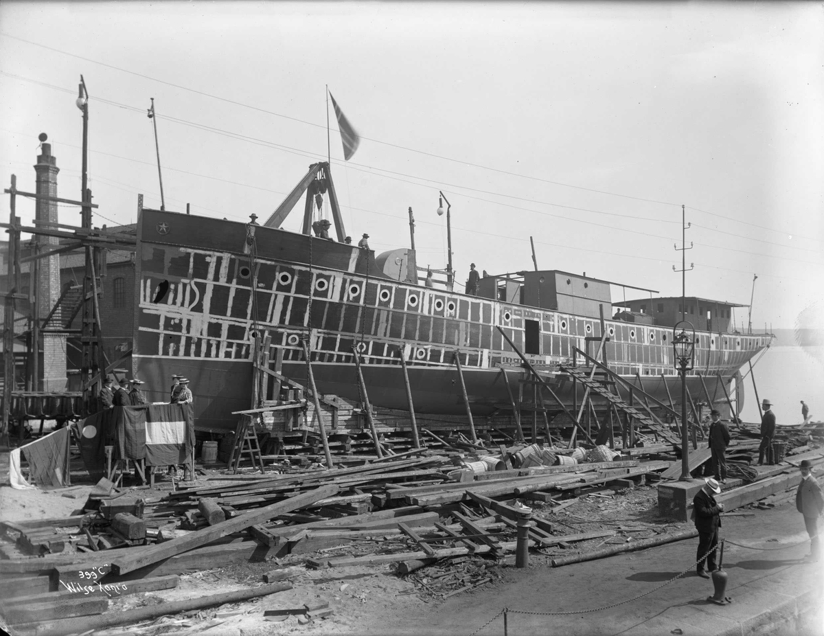 Anders Beer Wilse, D/S Folden (b. 1905, Akers Mekaniske Verksted, Christiania), på stabelen