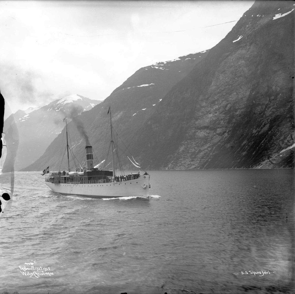 Anders Beer Wilse, D/S Sigurd Jarl (b. 1894, Akers Mekaniske Verksted, Christiania), akter