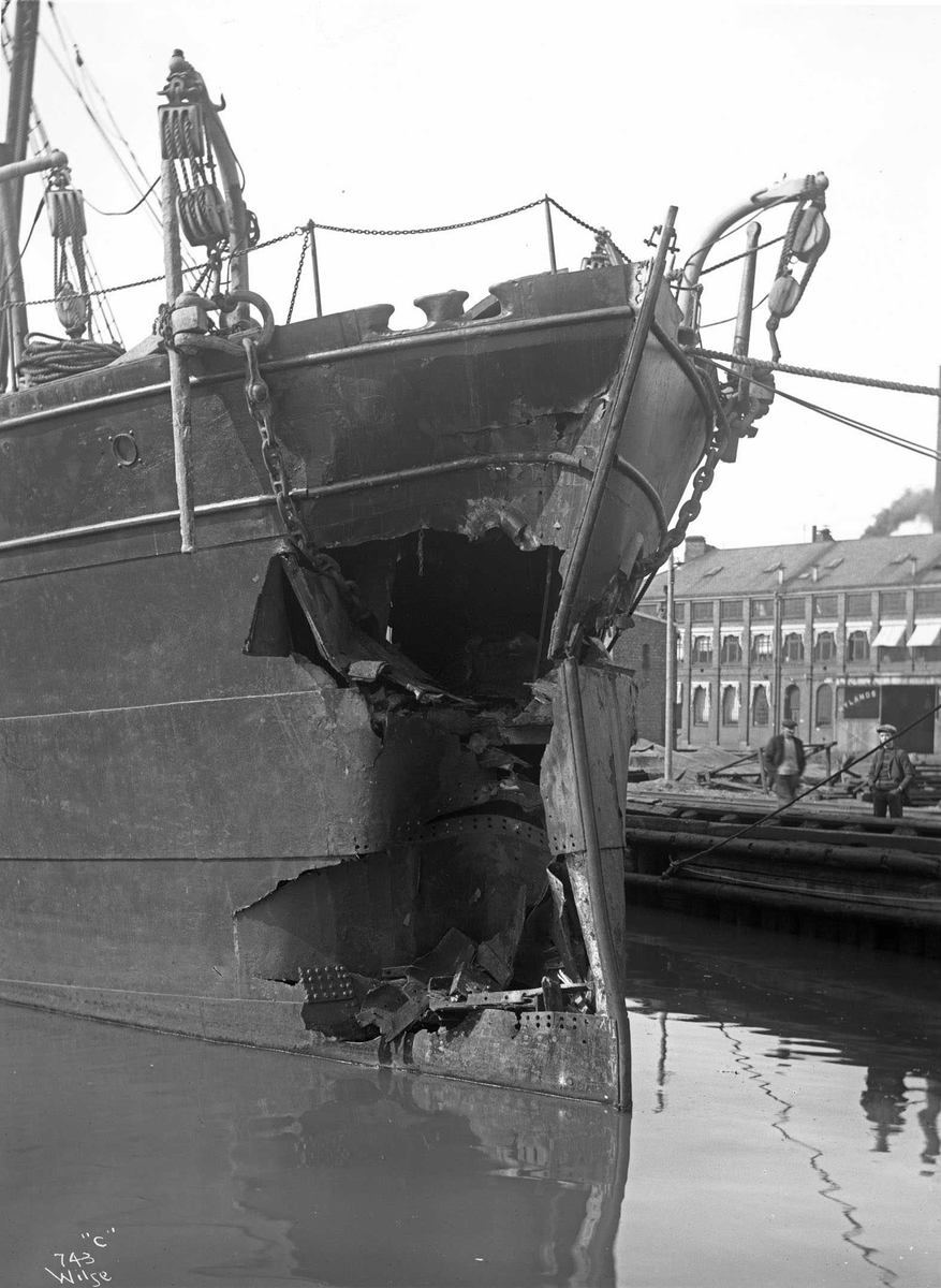 Anders Beer Wilse, D/S Oxford (b. 1870, Humphrys & Pearson, Hull), etter sammenstøt