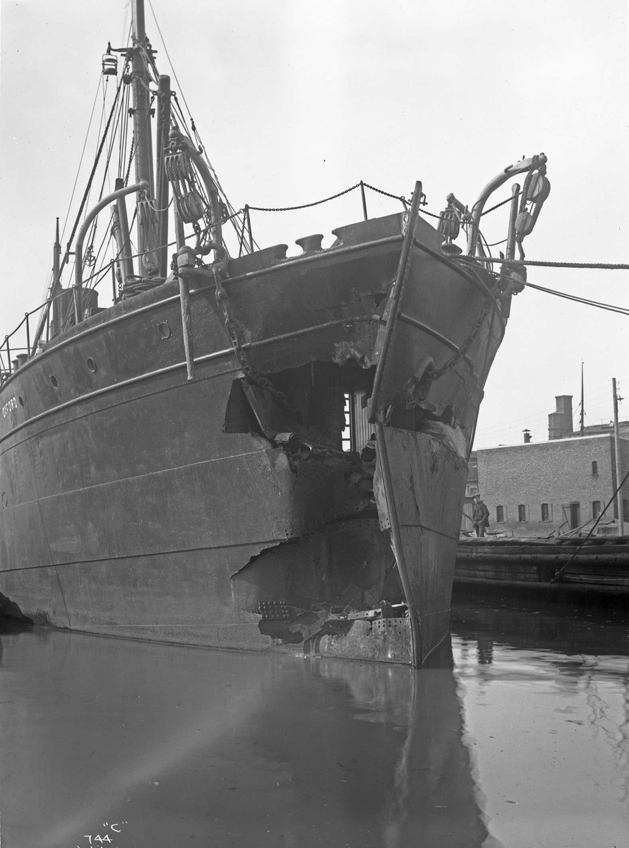 Anders Beer Wilse, D/S Oxford (b. 1870, Humphrys & Pearson, Hull), etter sammenstøt