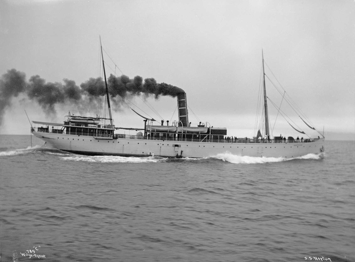 Anders Beer Wilse, D/S Neptun (b. 1890, J. C. Tecklenborg, Geestemünde)