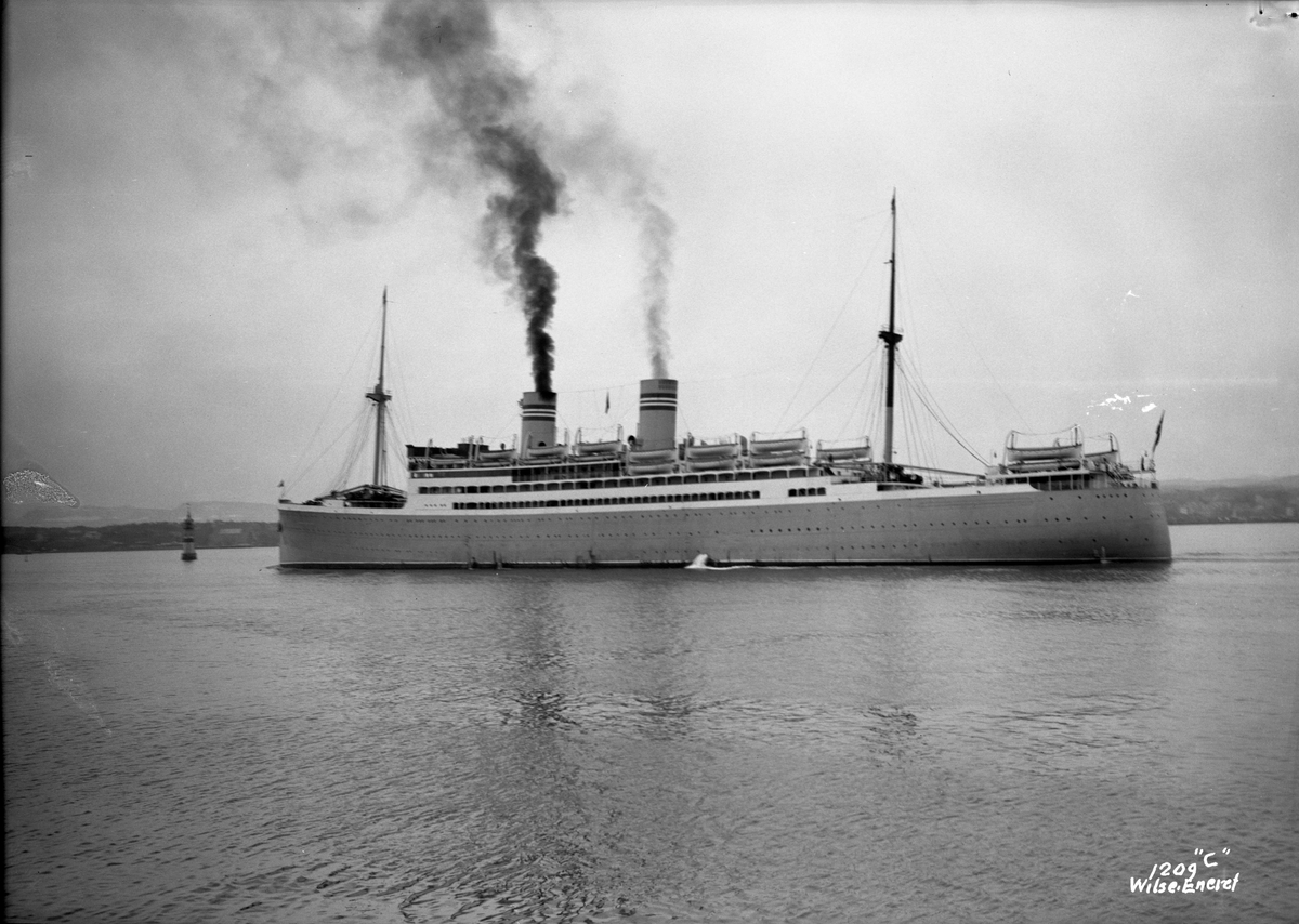 Anders Beer Wilse, Stavangerfjord (b. 1918, Cammell, Laird & Co., Birkenhead)