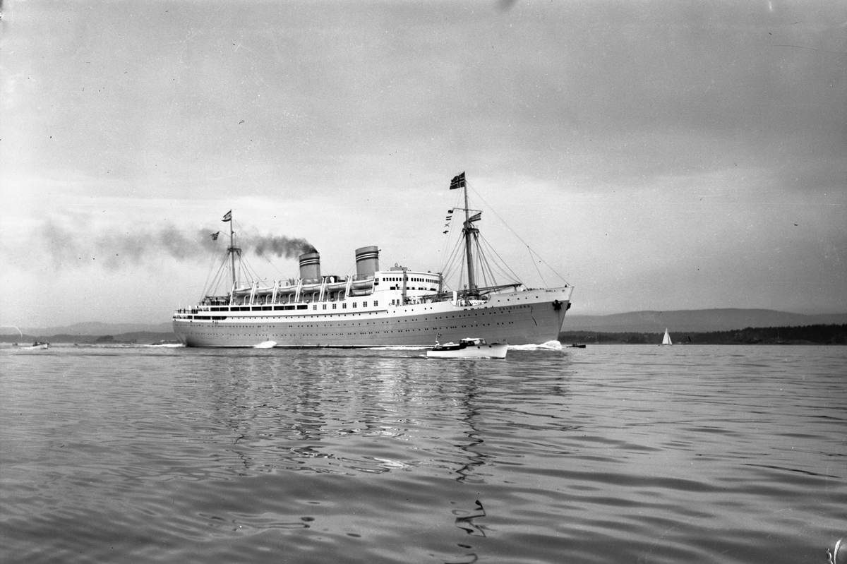 Anders Beer Wilse, M/S Oslofjord (b. 1938, Weser A.G., Bremen)