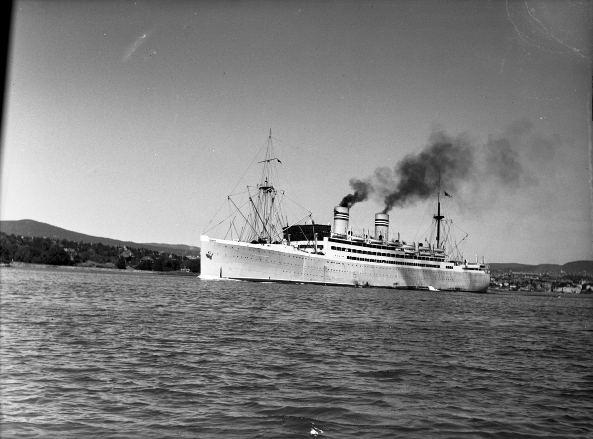 Anders Beer Wilse, Stavangerfjord (b. 1918, Cammell, Laird & Co., Birkenhead)
