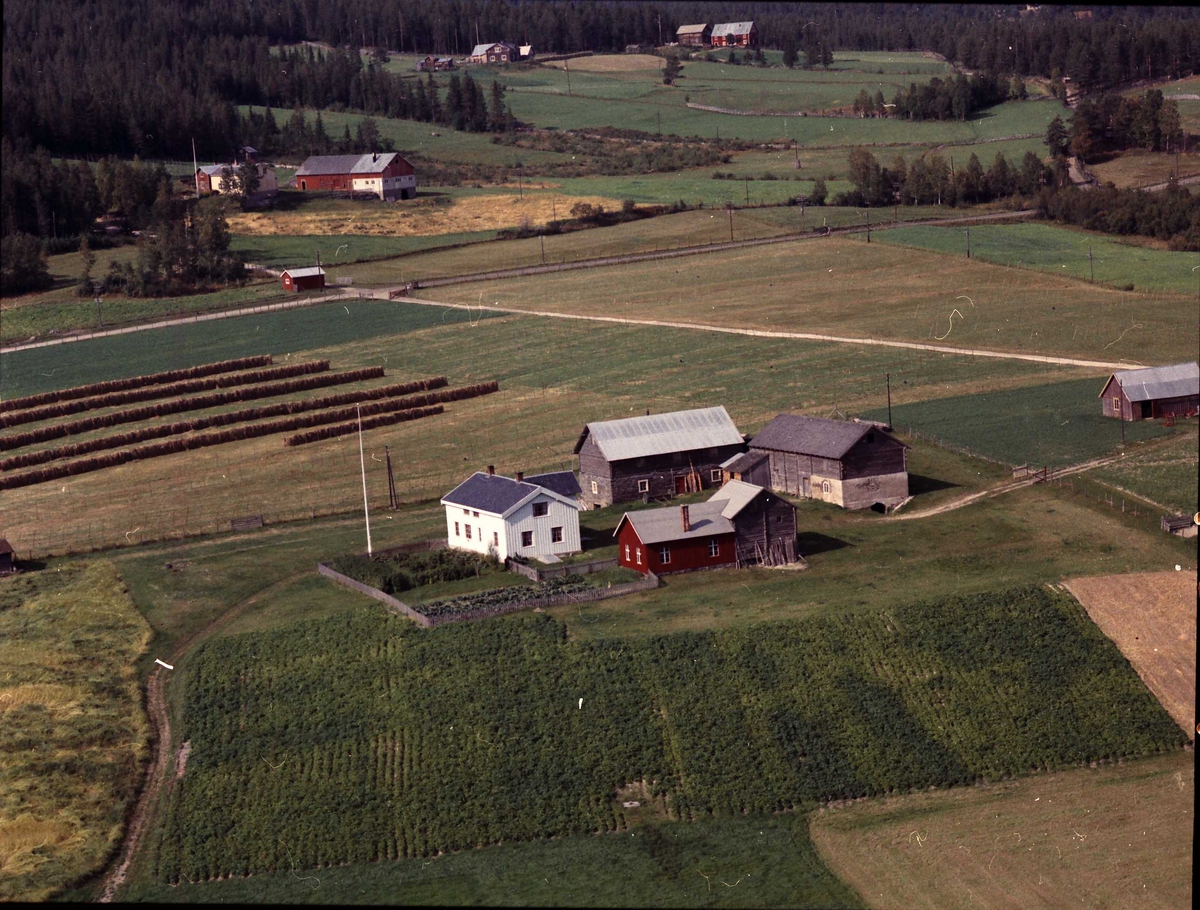 Widerøes Flyveselskap A/S, Gårdsbruk (Stømslykkja).