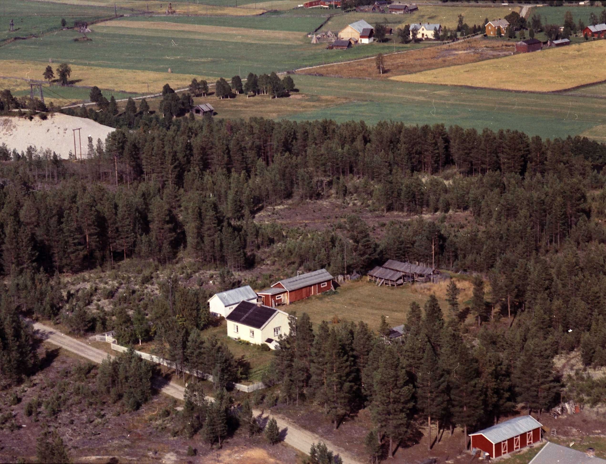 Widerøes Flyveselskap A/S, Gårdsbruk.