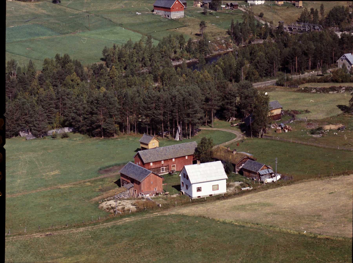 Widerøes Flyveselskap A/S, Gårdsbruk.